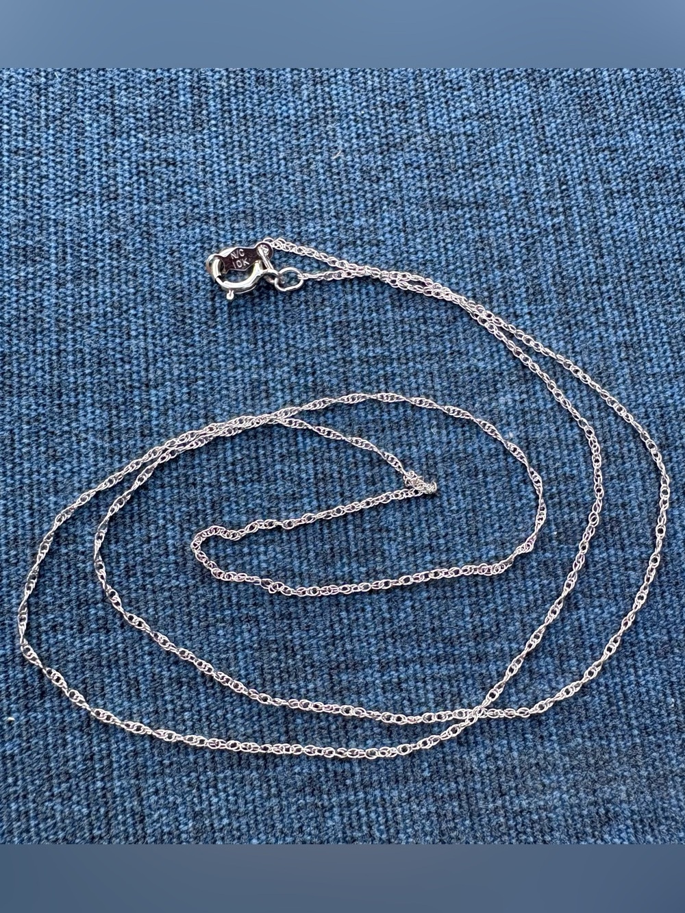 10K White Gold Chain